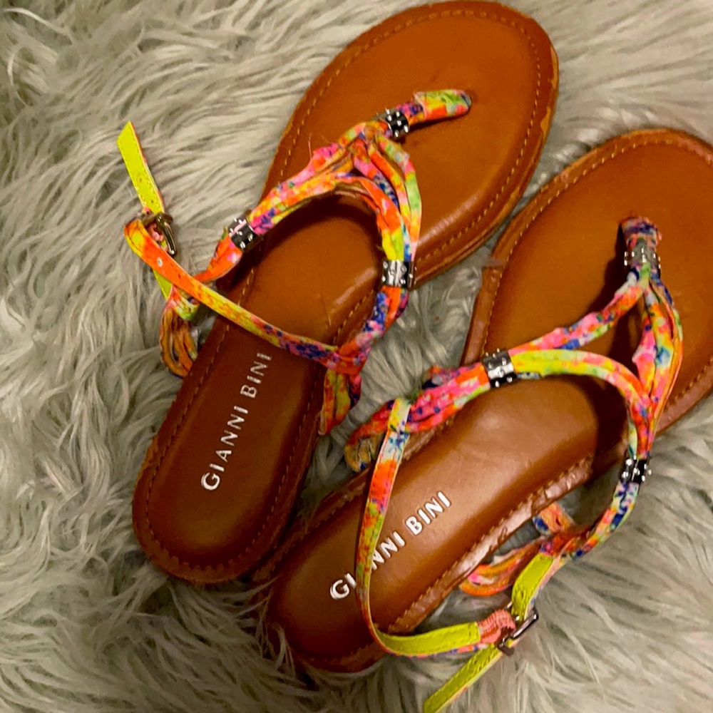 Gianni Bini Multi-colored strapped sandals!